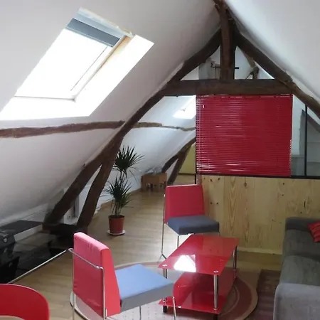 A L'etage D'une Longere Normande *