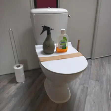 A L'etage D'une Longere Normande アパート *