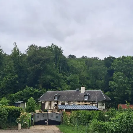 A L'etage D'une Longere Normande * Saint-Wandrille-Rancon