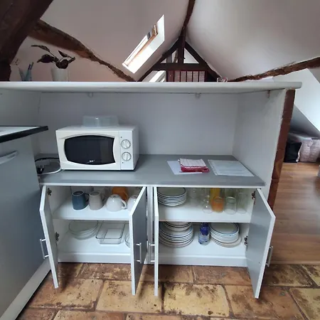 A L'etage D'une Longere Normande