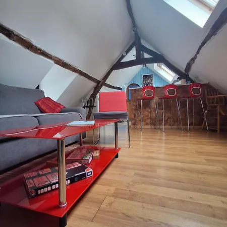 Apartamento A L'etage D'une Longere Normande