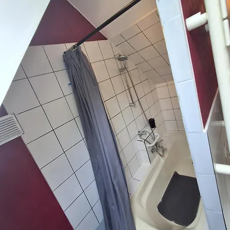 Apartamento A L'etage D'une Longere Normande Saint-Wandrille-Rancon